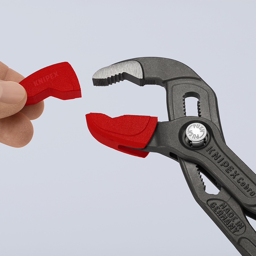 Protective Jaws for Extremely Sensitive Materials: Gripping with
